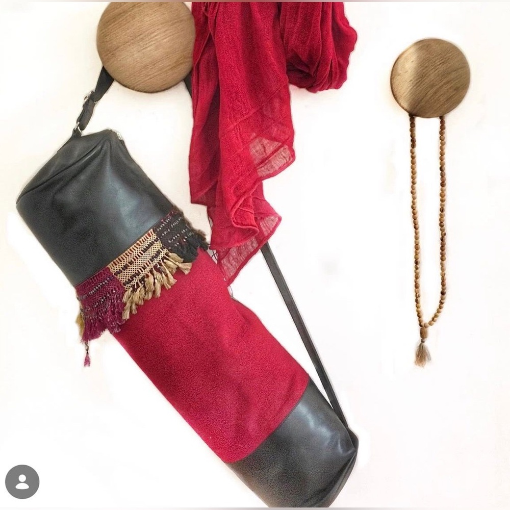 NEW UNIQUE ONLY ONE MADE: Beautiful handmade AV yoga mat bag leather